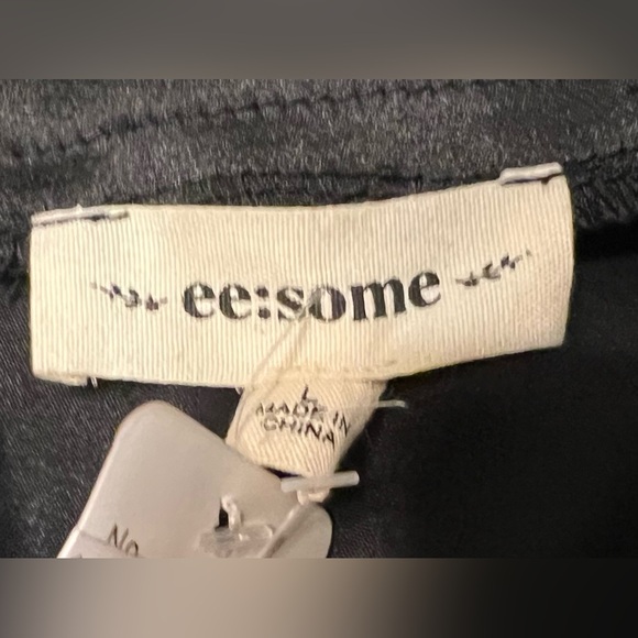 NWT satin mini skort Large - Picture 2 of 3